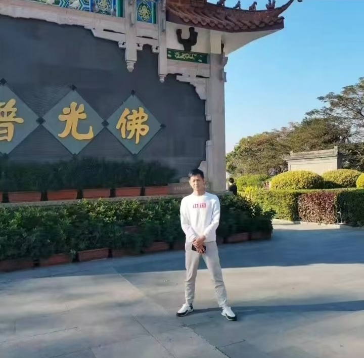 星艺的第一张照片--青岛父母相亲团